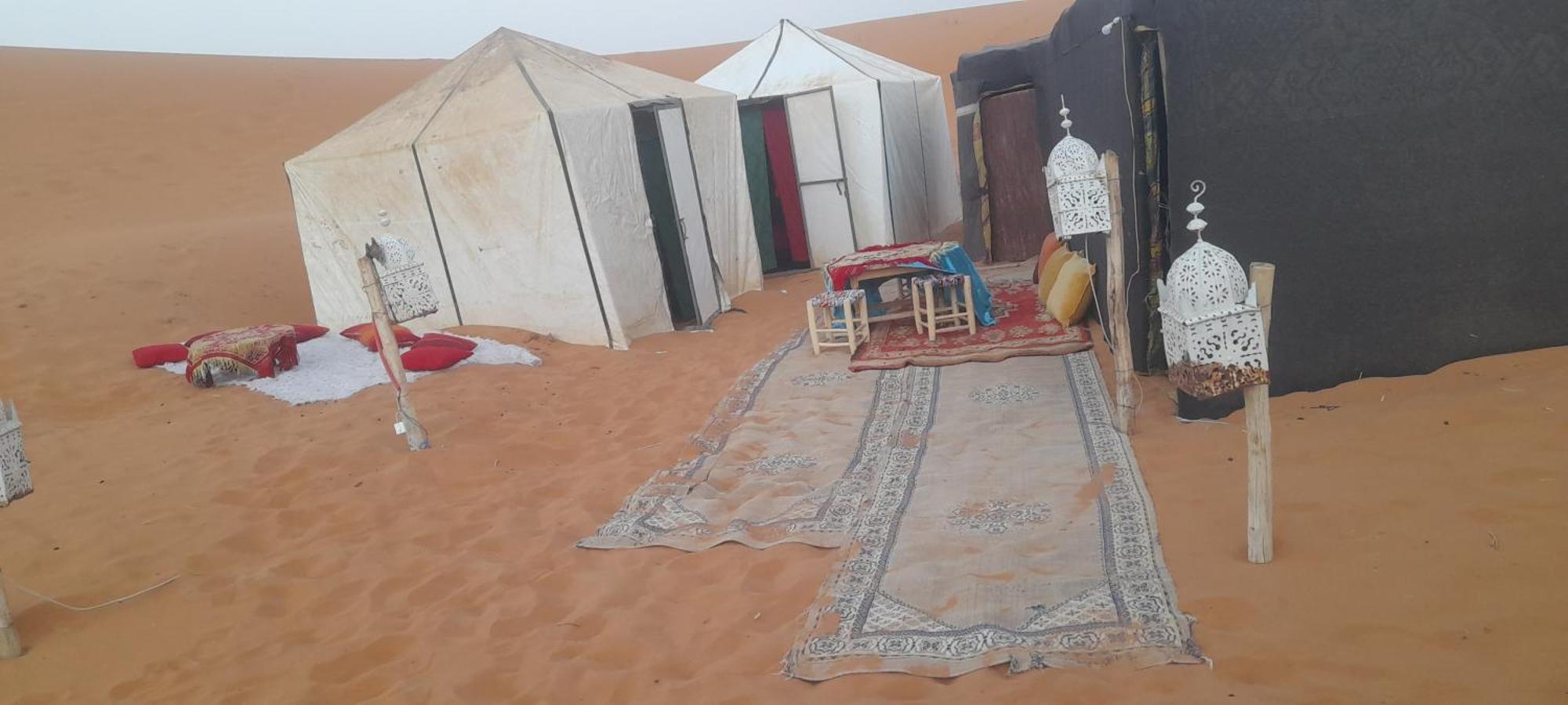 ホテル Erg Chebbi Starlight Camp メルズーガ エクステリア 写真