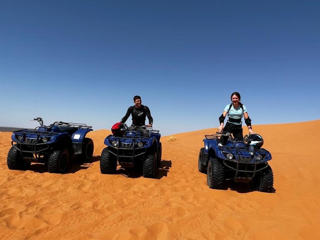 ホテル Erg Chebbi Starlight Camp メルズーガ エクステリア 写真